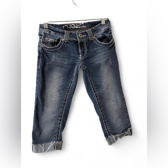 Rue21 Indigo Denim Capris - Picture 1 of 2